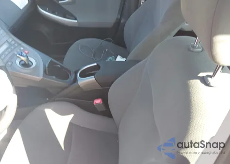 2013 Toyota Prius Two z USA, uszkodzony, nr VIN JTDKN3DU6D5637055